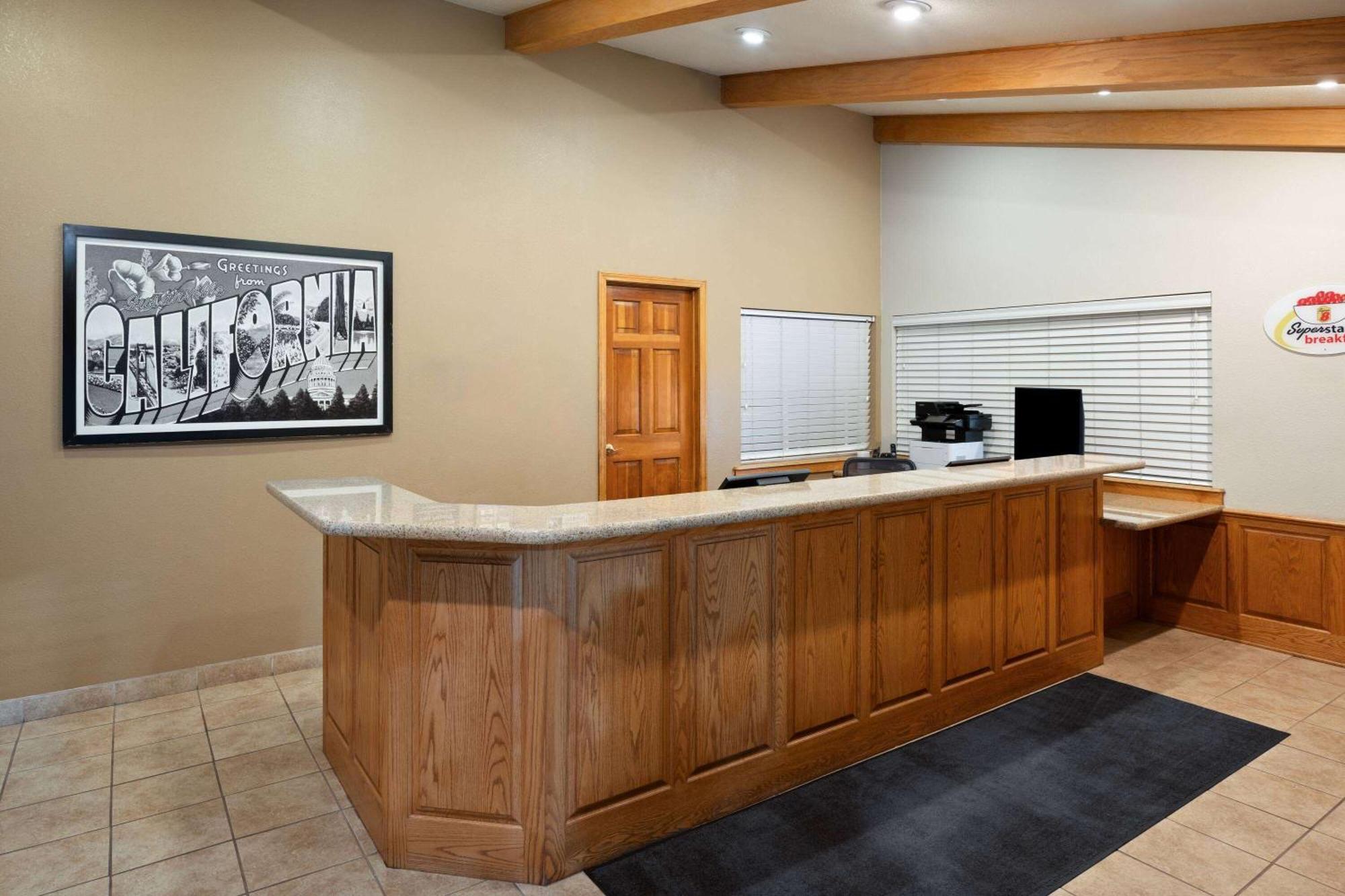 Super 8 By Wyndham 2* Susanville
