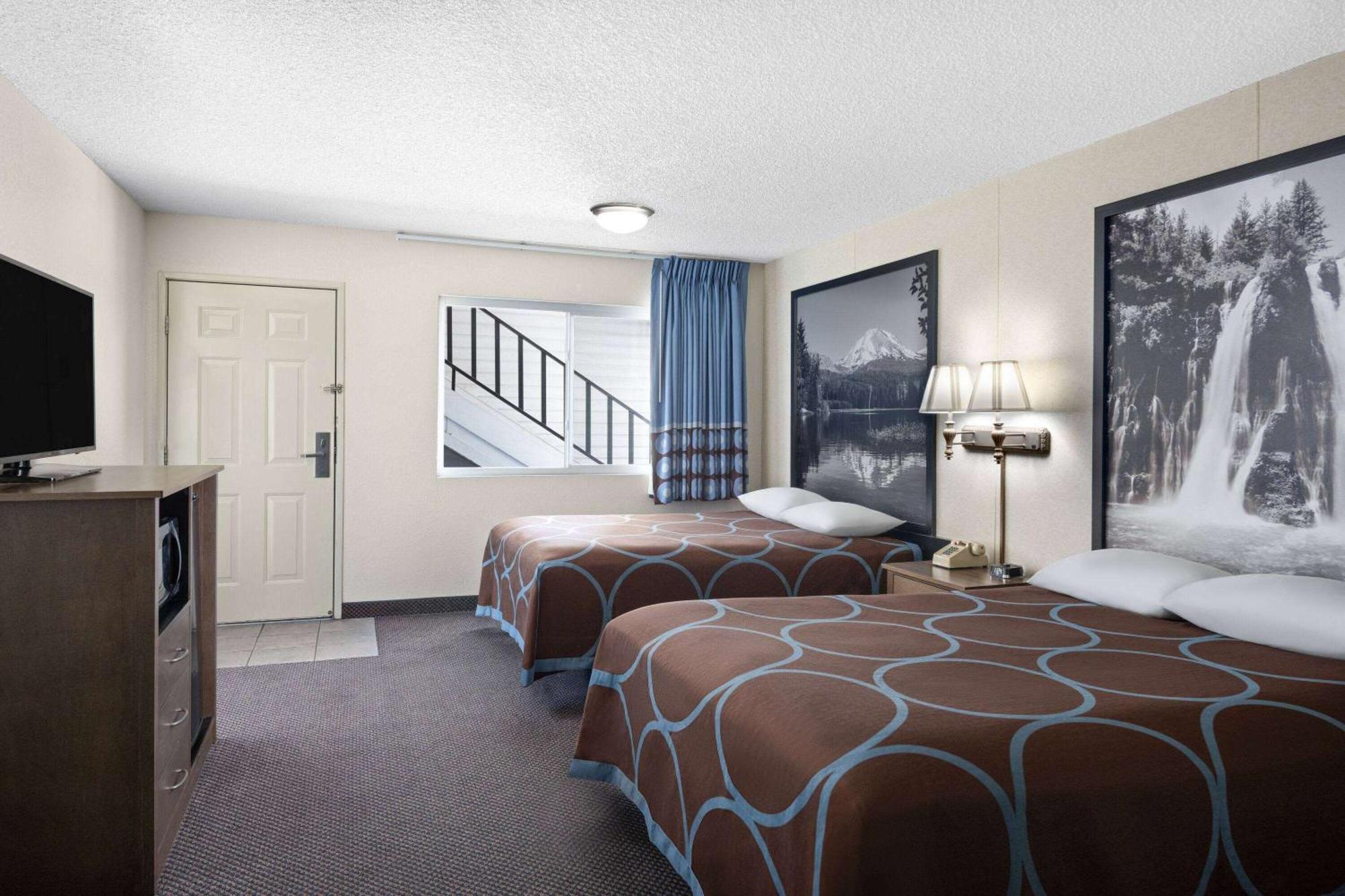 Super 8 By Wyndham Motel Susanville