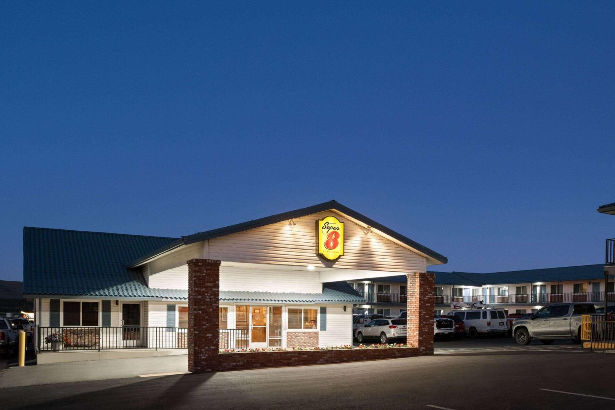 Motel Super 8 By Wyndham Susanville