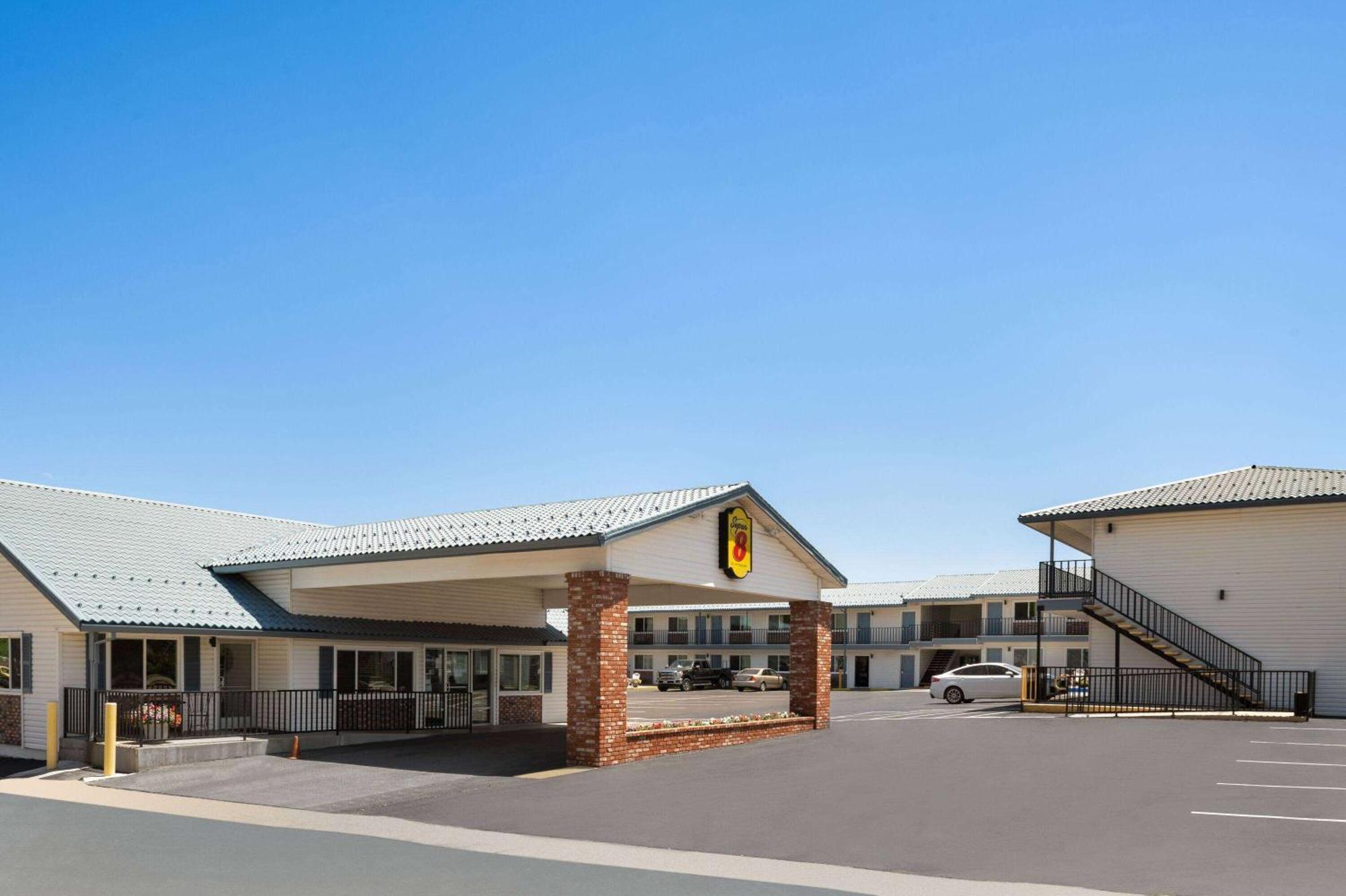 Super 8 By Wyndham