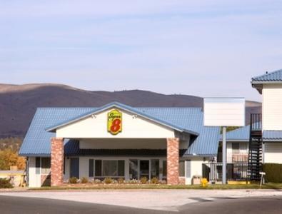 Super 8 By Wyndham Motel